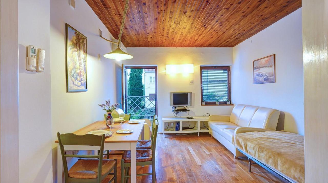 Laura Apartman